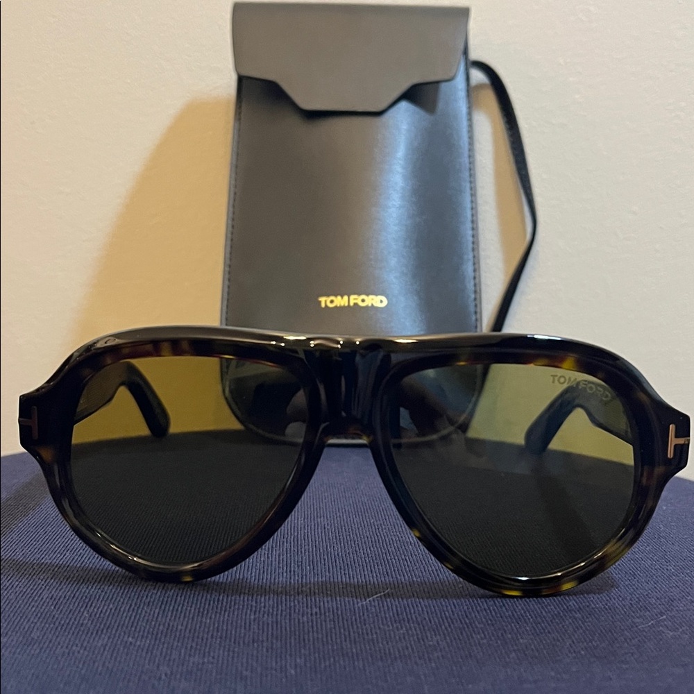 Tom Ford Icon Pilot Sunglasses - NWOT